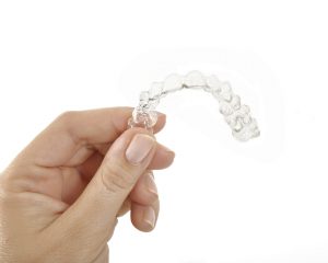 With Invisalign in Los Angeles, Dr. Latner creates beautiful straight smiles. 